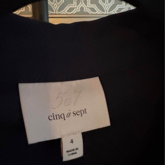 Cinq à Sept McKenna Navy Lined Twist Front Side Zip Dress Size 4 NWT Authentic - Picture 4 of 6